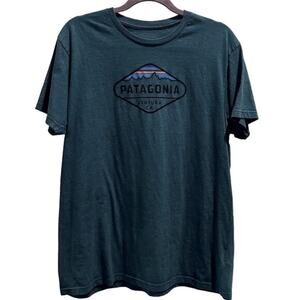 Patagonia Men's Blue Slim Fit T-Shirt Fitz Roy Crest Logo M